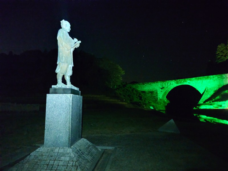 布田保之助像