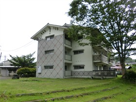 川鶴団地